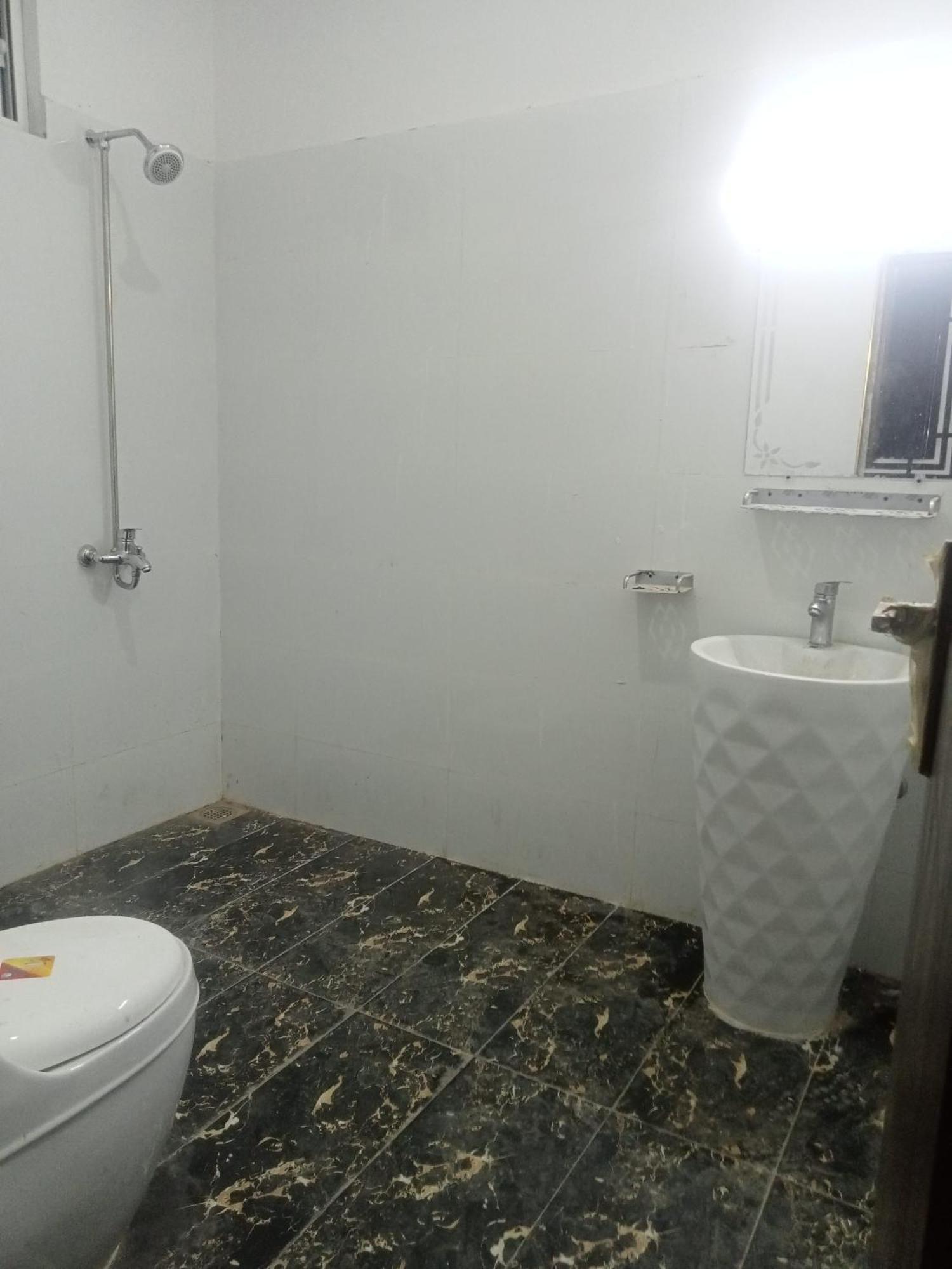 Ryazm Guest House Rawalpindi Esterno foto