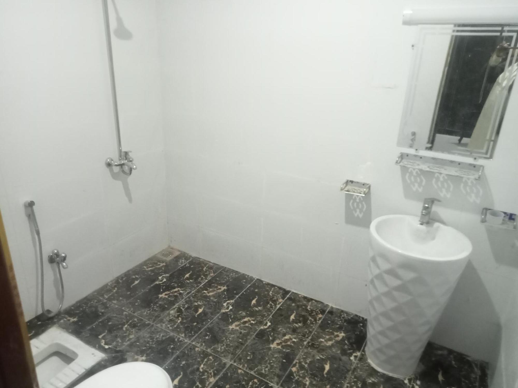 Ryazm Guest House Rawalpindi Esterno foto
