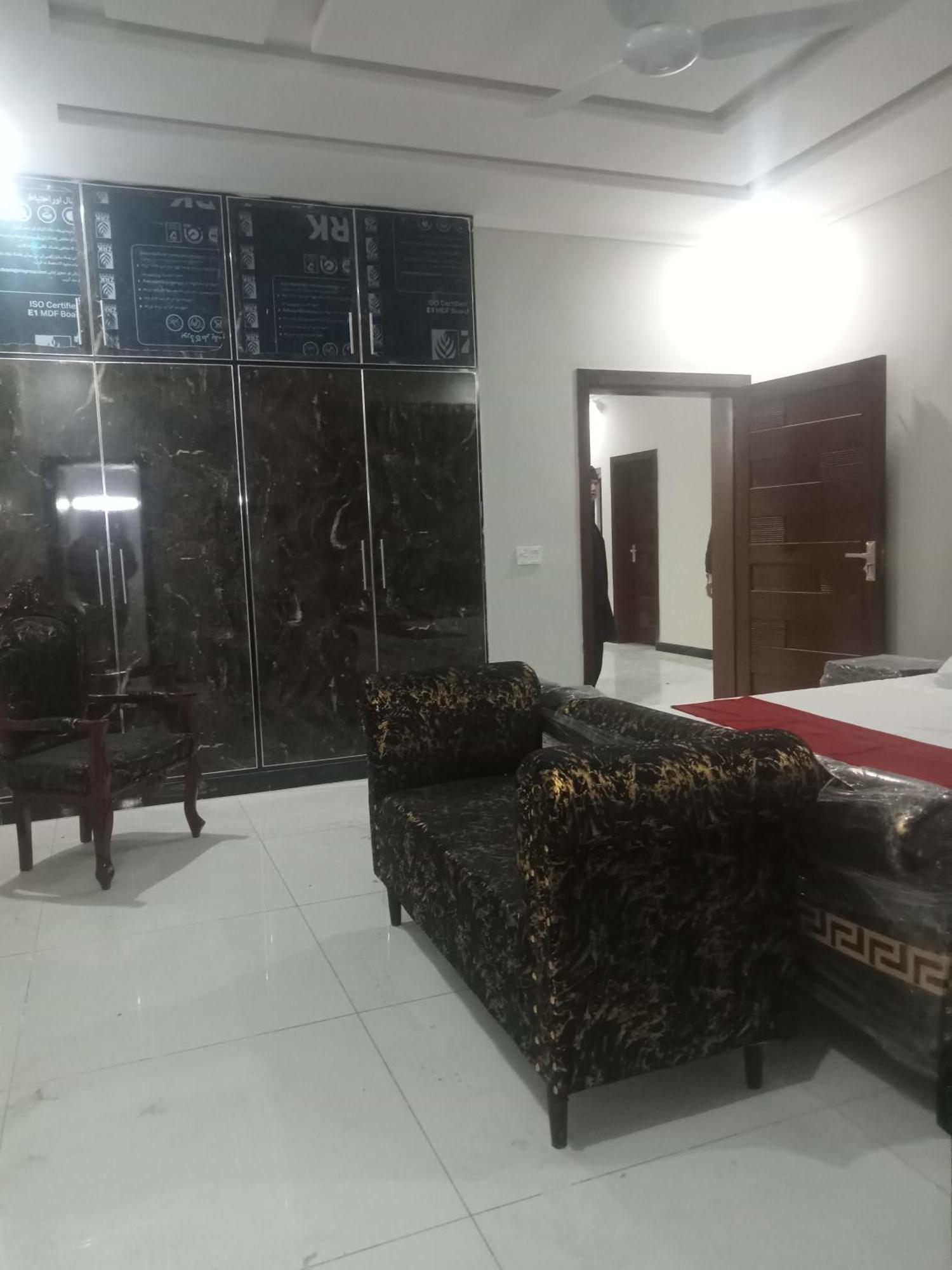 Ryazm Guest House Rawalpindi Esterno foto