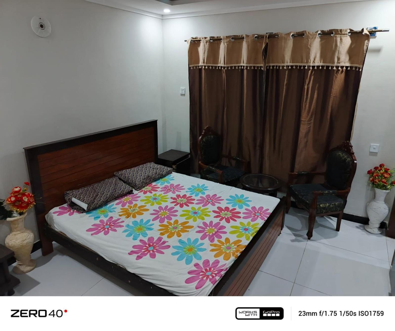 Ryazm Guest House Rawalpindi Esterno foto
